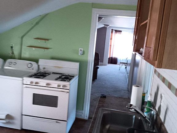 3rd image of 1427 Conkling Ave #2