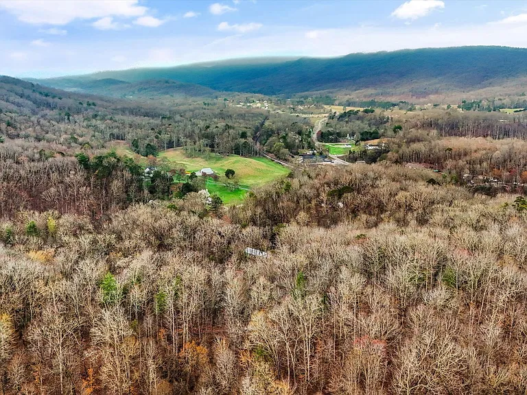 147 Little Emory Rd — Photo 36