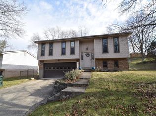 9002 Palomar Dr, Cincinnati, OH 45251