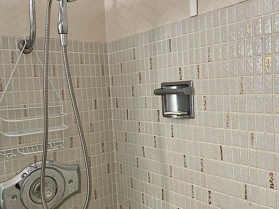 5th image of 2840 Lake Osborne Dr APT 205