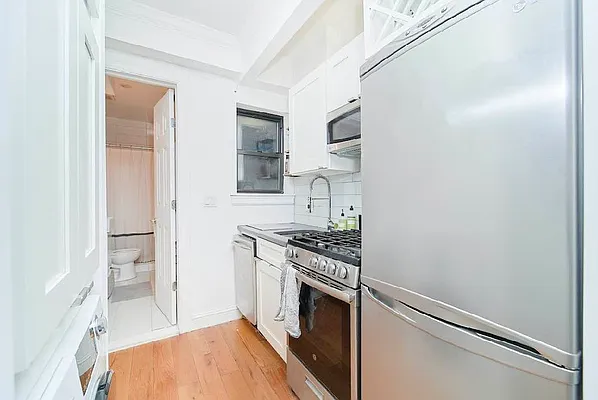 Rented by Living New York | media 12