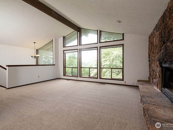 3rd image of 1702 Browns Point Boulevard