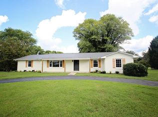 306 Hillview Dr, Sparta, TN 38583