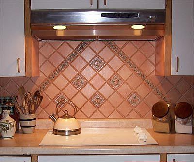 Italian majolica tile adds charm to easy-care kitchen
