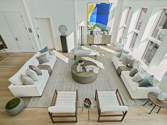 4th image of 45 Garnet St #3A