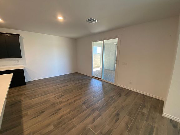 4th image of 7097 Range Valley St