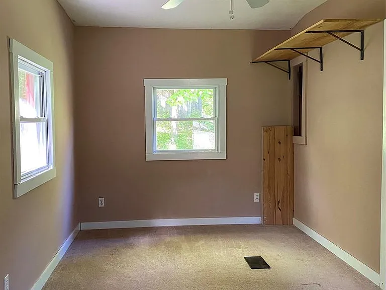 74 Lamoree Rd — Photo 10