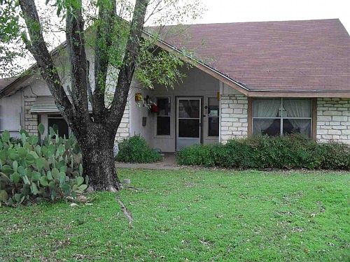 1st image of 109 N River Oaks Dr