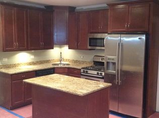 7503 Harvard St #2W, Forest Park, IL 60130