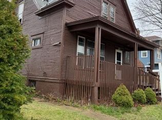 1374 Deane Blvd, Racine, WI 53405