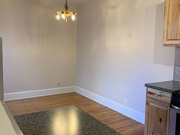 4th image of 1001 E 28th St #7895244