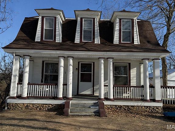 2nd image of 316 N College St