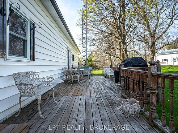 4th image of 1023 Moon Rd