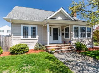 43 Brookwood Rd, Cranston, RI 02910
