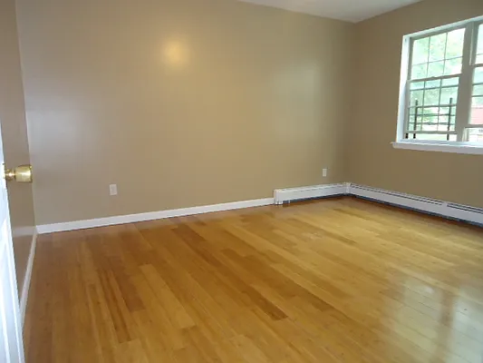 Rented by Hakeem Shahid, LREB | media 12