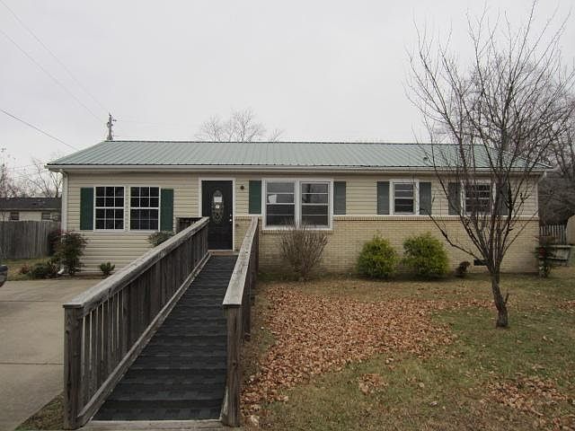 1st image of 205 Murphey Ave