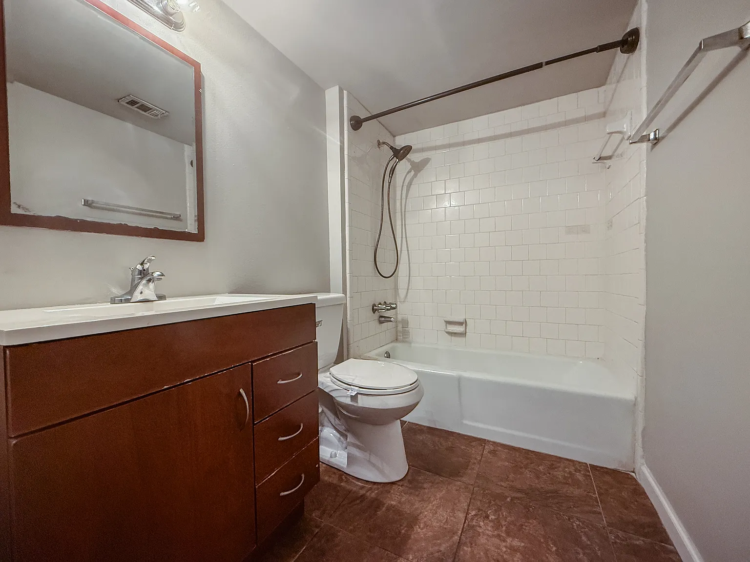Marshall Court Unit 3 403 - 7 — Photo 2