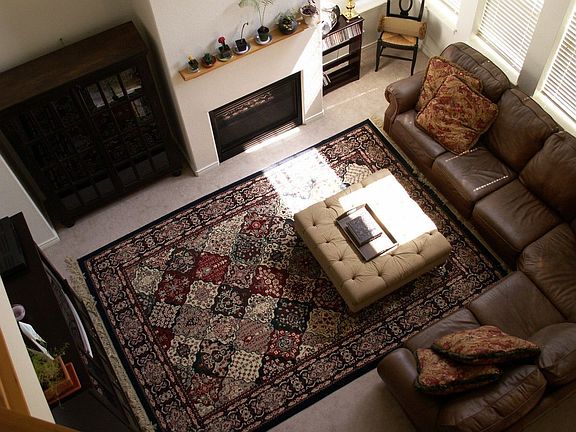 Family rm. w/fireplace