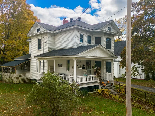 11 Pleasant Street, Milo, ME 04463