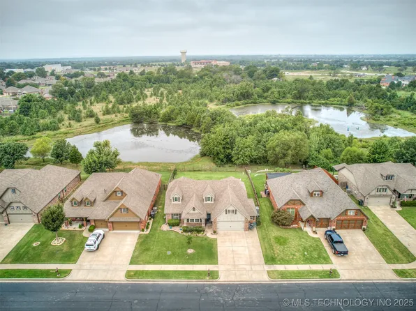 10536 N 117th East Ave, Owasso, OK 74055