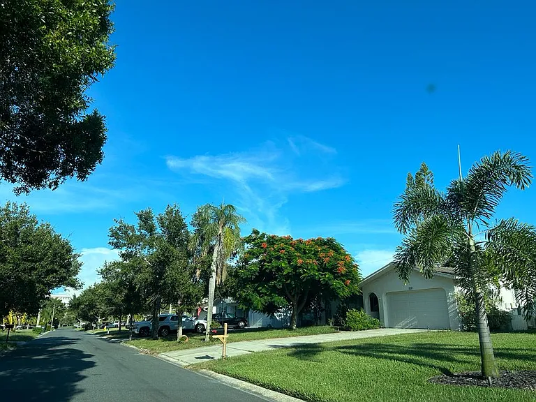 1831 Kay Dr SW — Photo 4