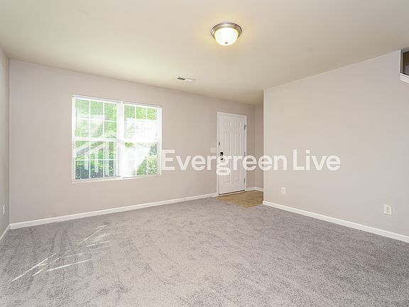 3rd image of 4354 Oak Pointe Dr