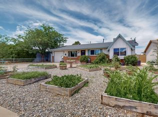 425 Espejo St NE, Albuquerque, NM 87123