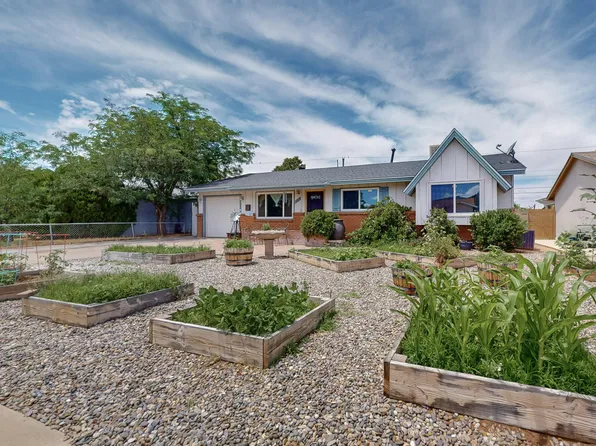 425 Espejo St NE, Albuquerque, NM 87123