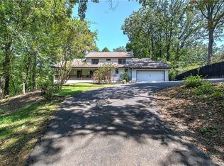 290 Sharptop Ridge Rd, Jasper, GA 30143
