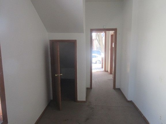 3rd image of 11818 S Peoria St