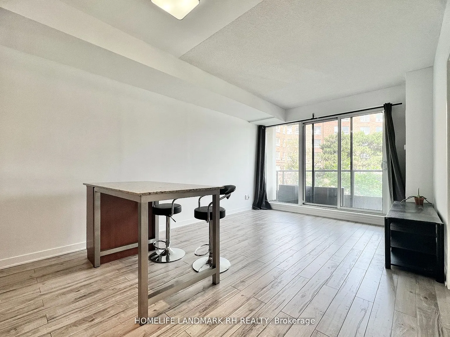1 bed, $2,150 — Photo 4