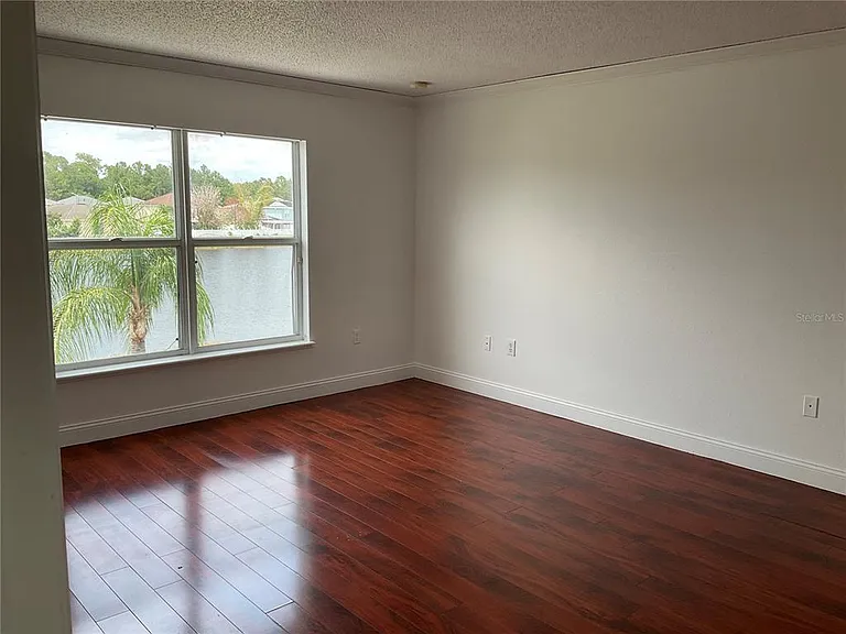 10318 Laxton St — Photo 13
