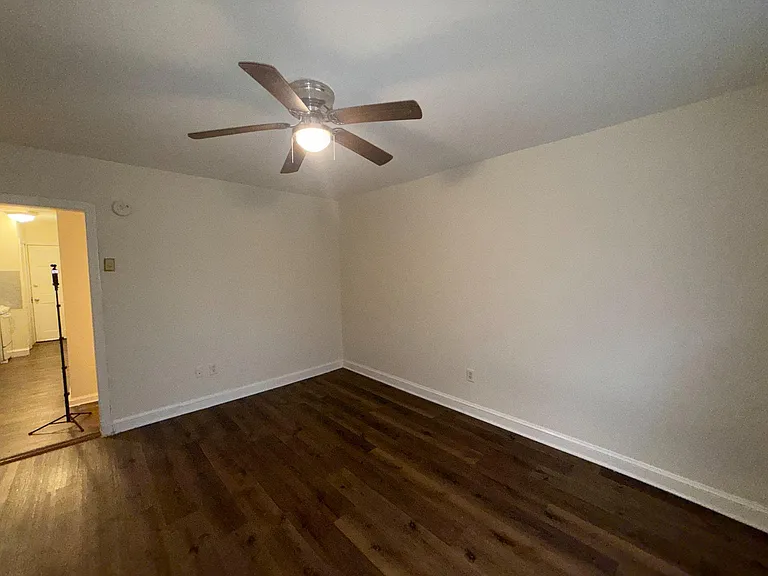 102 O St SW #1 — Photo 6
