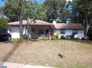 29 Bloomfield Ln, Willingboro, NJ 08046