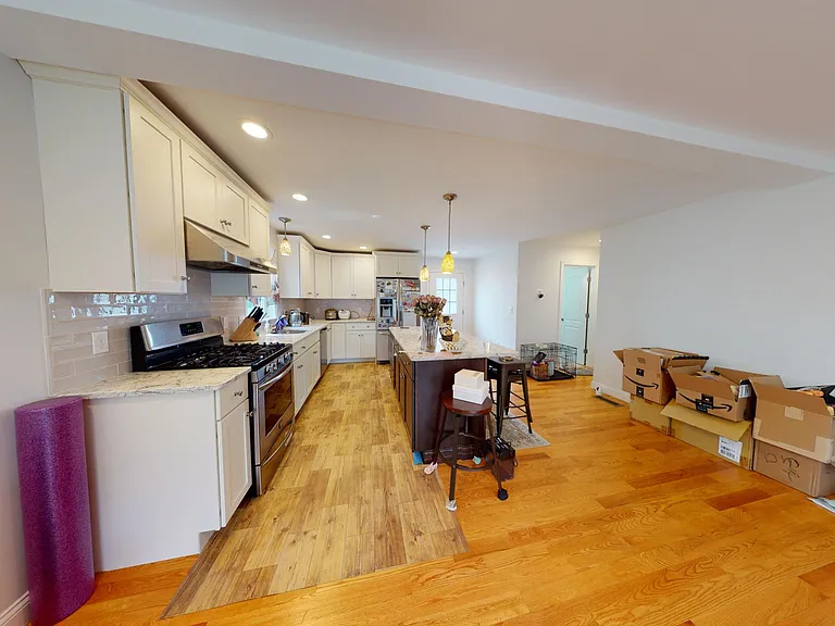 28 Woodruff Ave #28 — Photo 3