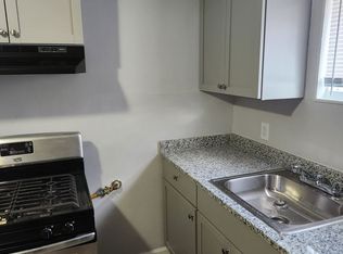 86-88 W Lawn Ave #5, Pawtucket, RI 02860