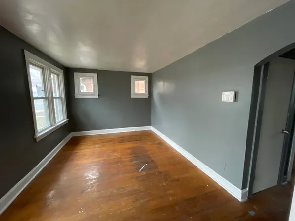 1482 Ferguson Ave, Saint Louis, MO 63133
