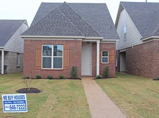 7945 Lowrance Rd, Memphis, TN 38125