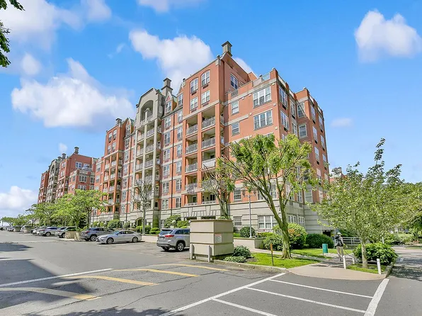 105 Oceana Dr E APT 3D, Brooklyn, NY 11235