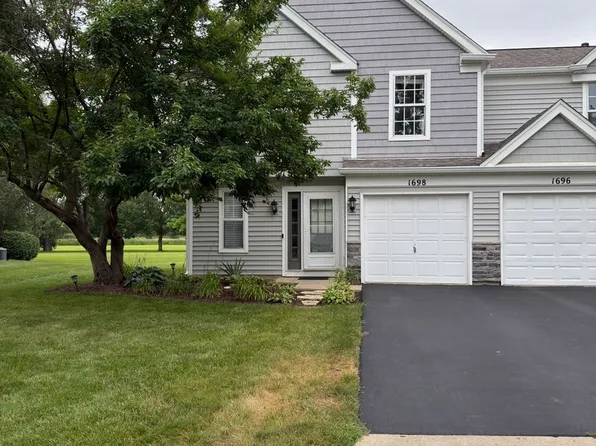 1698 Pebble Beach Cir, Elgin, IL 60123