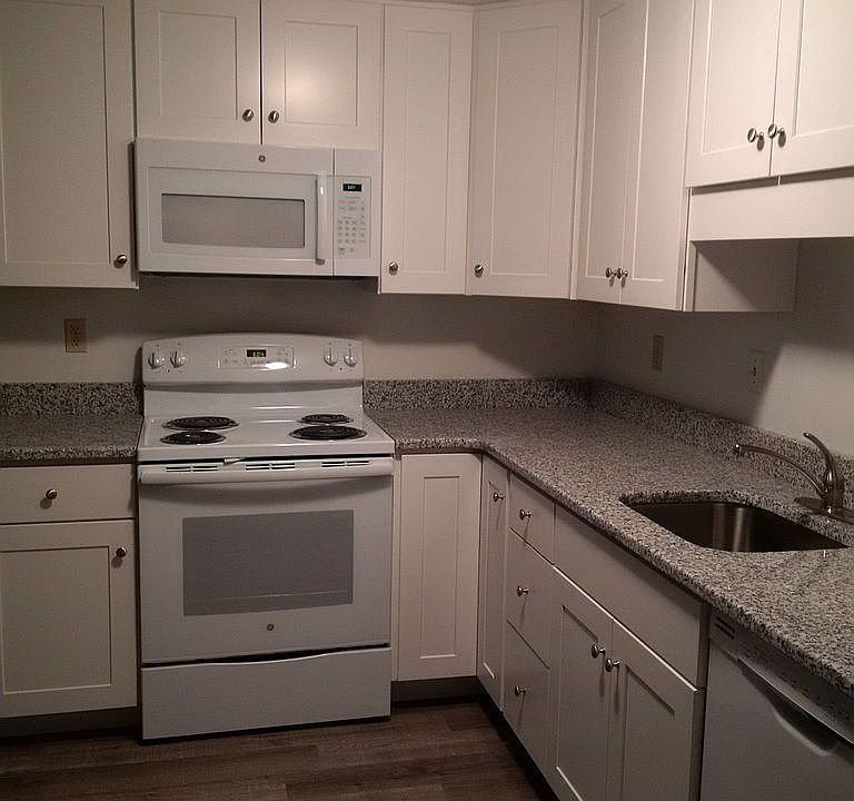 2nd image of 70 Cape Dr APT 1A