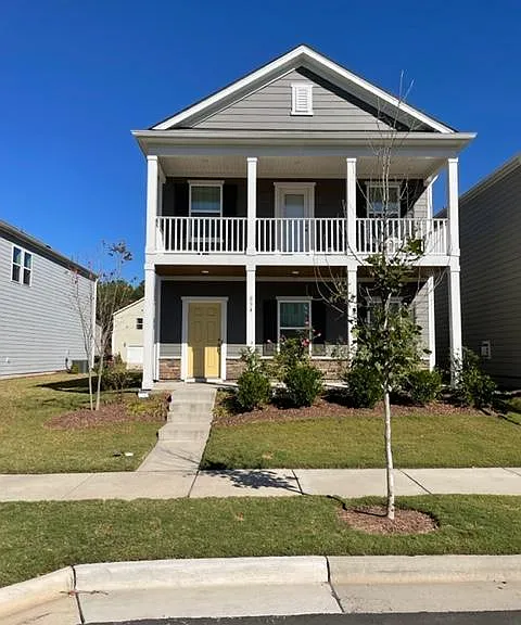 834 Firebrick Dr — Photo 2