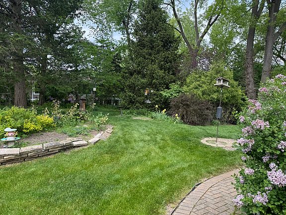 4th image of 229 Tomahawk Ln