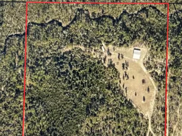 20539 Ring Rd, Fountain, FL 32438