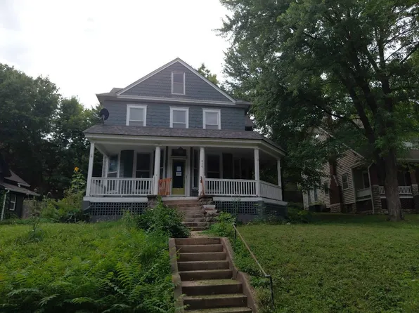 410 Wildwood St, Excelsior Springs, MO 64024