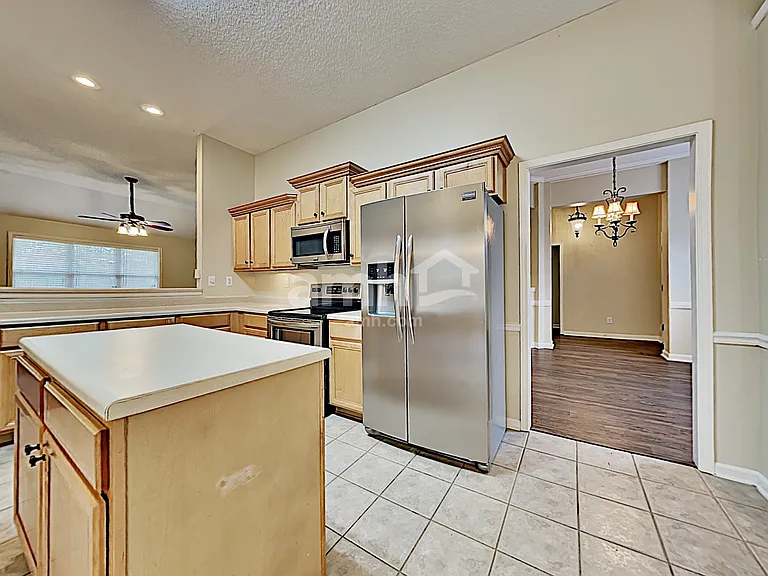 9289 Oakengate Cv — Photo 7