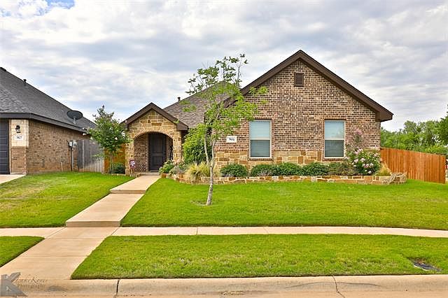 1st image of 3831 Bettes Ln