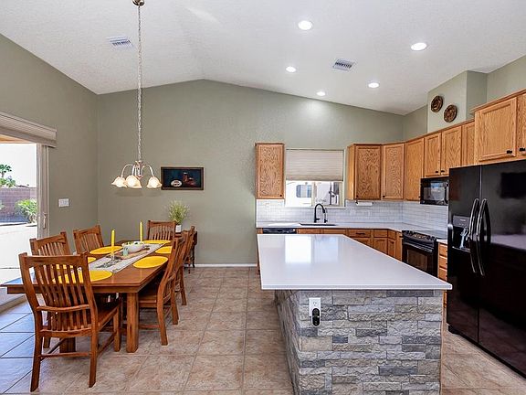 4th image of 5866 E 27th Pl
