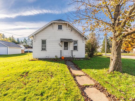 2nd image of 729 CHERRY STREET