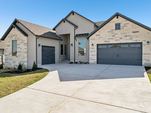 3rd image of 166 Kellogg Ln